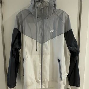 Nike Two tone Grey Chevron Light Jacket